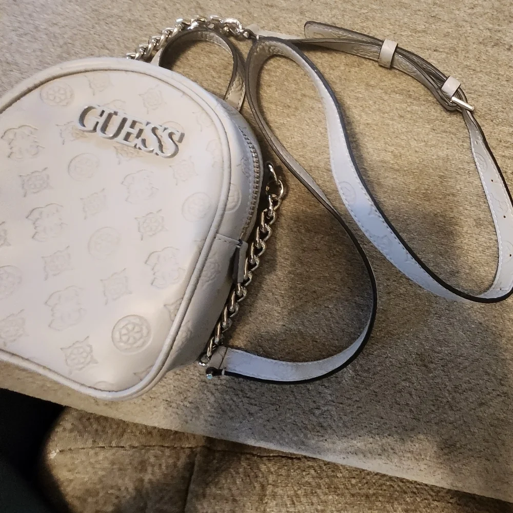 Guess elegant crossbody
